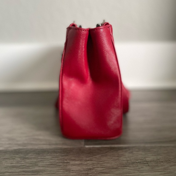 Coach purse, red - Picture 8 of 8